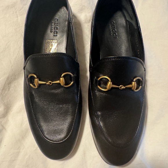 Gucci Black Leather Loafers with Gold Accents - Picture 2 of 6
